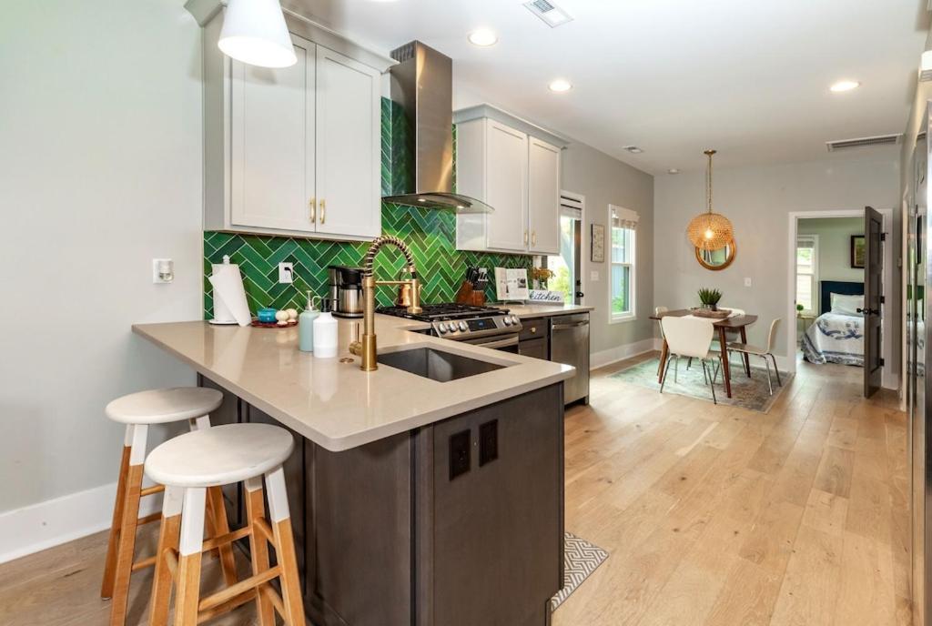 Heart Of Brevard Hideaway - Walk/Bike To Downtown! Экстерьер фото
